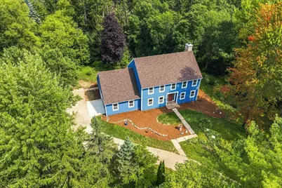546  Beechwood Dr, Cedarburg, WI 53012 - Photo 45
