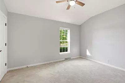 1724  Moccasin Trl, Waukesha, WI 53189 - Photo 37