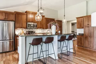 1724 Moccasin Trail, Waukesha, WI 53189 - Photo 13