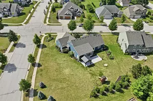 1724 Moccasin Trail, Waukesha, WI 53189 - Photo 53