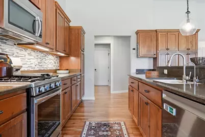 1724  Moccasin Trl, Waukesha, WI 53189 - Photo 25