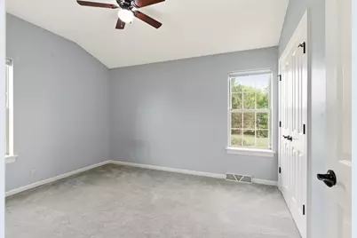 1724  Moccasin Trl, Waukesha, WI 53189 - Photo 39