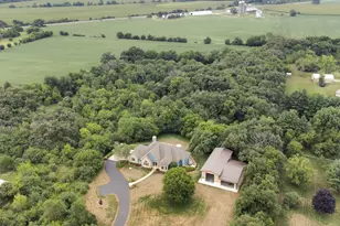 S63W34455 Piper Rd, Eagle, WI 53153 - Photo 5