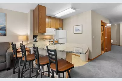 111  Center St #239, Lake Geneva, WI 53147 - Photo 9