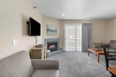 111  Center St #239, Lake Geneva, WI 53147 - Photo 3
