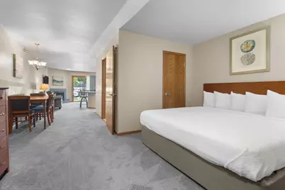 111  Center St #239, Lake Geneva, WI 53147 - Photo 5