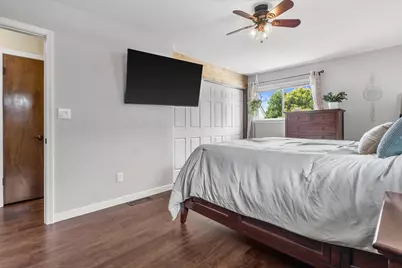 5253 S 8th St, Milwaukee, WI 53221 - Photo 15