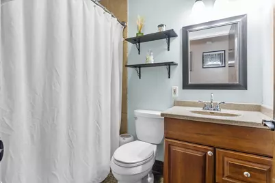 5253 S 8th St, Milwaukee, WI 53221 - Photo 11