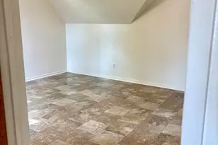 1234 Highland Ave, Racine, WI 53403 - Photo 9