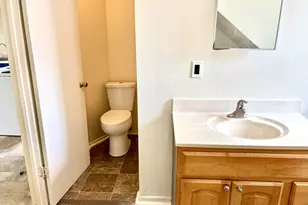 1234 Highland Ave, Racine, WI 53403 - Photo 11