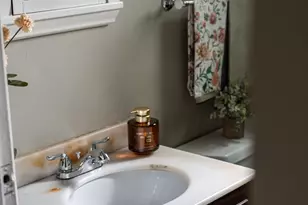 1952 N 119th St, Wauwatosa, WI 53226 - Photo 21