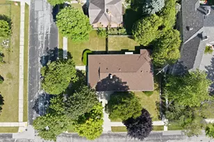 1127 Lincoln Blvd, Manitowoc, WI 54220 - Photo 67
