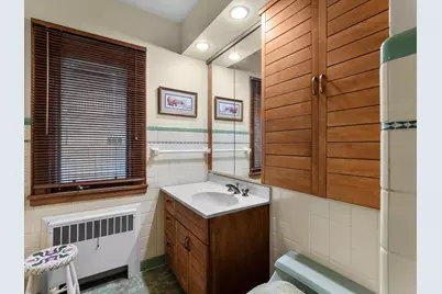 1127  Lincoln Blvd, Manitowoc, WI 54220 - Photo 35