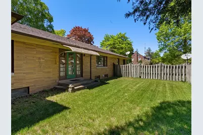 1127  Lincoln Blvd, Manitowoc, WI 54220 - Photo 15