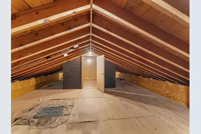 1127  Lincoln Blvd, Manitowoc, WI 54220 - Photo 57