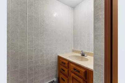 1127  Lincoln Blvd, Manitowoc, WI 54220 - Photo 47