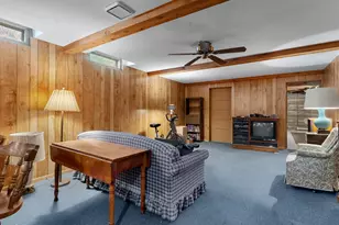 1127 Lincoln Blvd, Manitowoc, WI 54220 - Photo 11