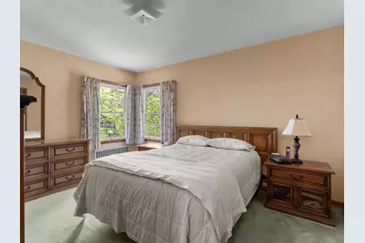 1127  Lincoln Blvd, Manitowoc, WI 54220 - Photo 9