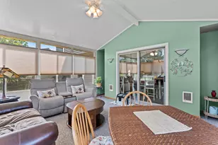 N103W16612 Country Ct, Germantown, WI 53022 - Photo 37