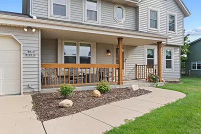 N103W16612  Country Ct, Germantown, WI 53022 - Photo 1