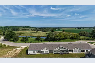 1601  Wildlife Dr #4, Kewaskum, WI 53040 - Photo 21