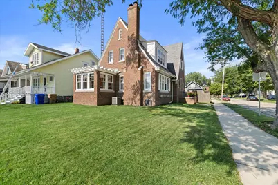 2305  71st St, Kenosha, WI 53143 - Photo 35