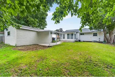 3627  Regency Dr, Racine, WI 53402 - Photo 23