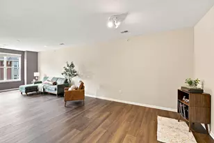 3862 S Lake Dr, Saint Francis, WI 53235 - Photo 5