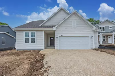 1141  Mt. Vernon Dr, Hartford, WI 53027 - Photo 1