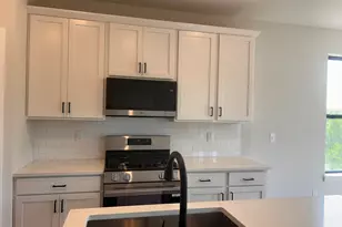 9569 S Sophia Ct, Franklin, WI 53132 - Photo 33
