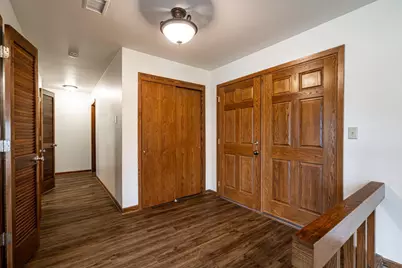 N85W15650  Ridge Rd #302, Menomonee Falls, WI 53051 - Photo 35