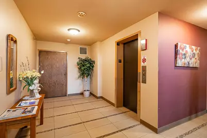N85W15650  Ridge Rd #302, Menomonee Falls, WI 53051 - Photo 29