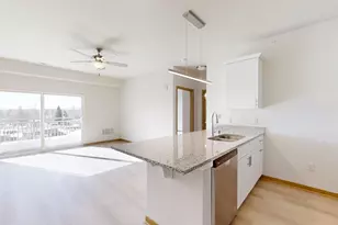 N88W15000 Main St, Menomonee Falls, WI 53051 - Photo 11