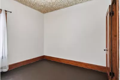 2621 N 49th St, Milwaukee, WI 53210 - Photo 11