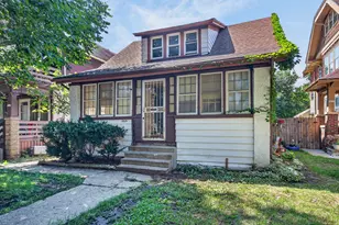2621 N 49th St, Milwaukee, WI 53210 - Photo 3