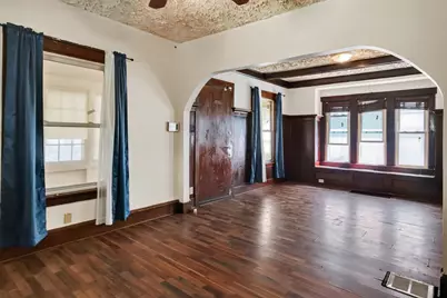 2621 N 49th St, Milwaukee, WI 53210 - Photo 7