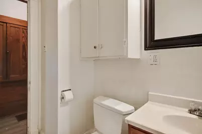 2621 N 49th St, Milwaukee, WI 53210 - Photo 15