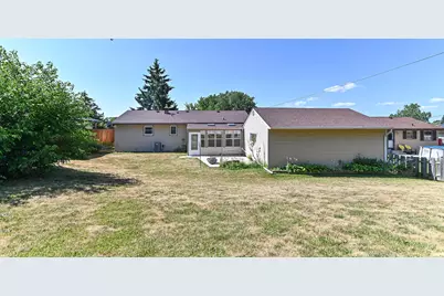1220  Lakeview Ave, South Milwaukee, WI 53172 - Photo 35