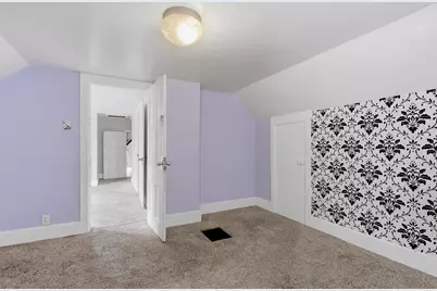 2312 N 11th St, Sheboygan, WI 53083 - Photo 11