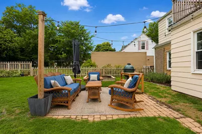 7923  Eagle St, Wauwatosa, WI 53213 - Photo 29
