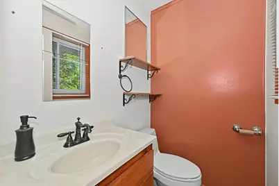 2115  6 Mile Rd, Racine, WI 53402 - Photo 17