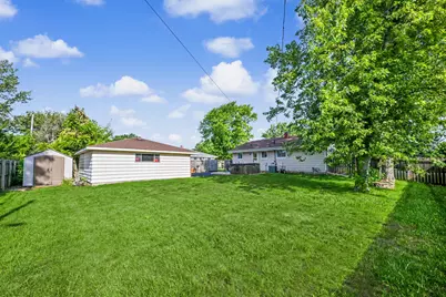 2115  6 Mile Rd, Racine, WI 53402 - Photo 25