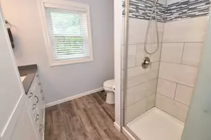 384 Willow Grove Dr, Pewaukee, WI 53072 - Photo 27