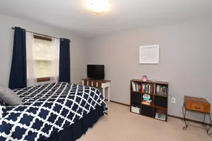 384 Willow Grove Dr, Pewaukee, WI 53072 - Photo 23