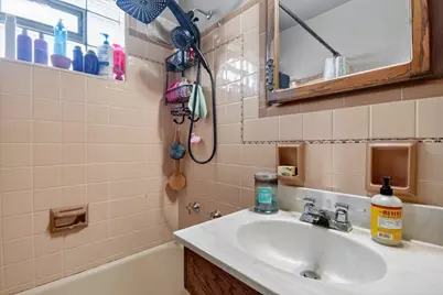 8109 W Potomac Ave, Milwaukee, WI 53218 - Photo 25