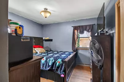 8109 W Potomac Ave, Milwaukee, WI 53218 - Photo 21