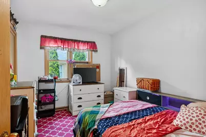 8109 W Potomac Ave, Milwaukee, WI 53218 - Photo 15