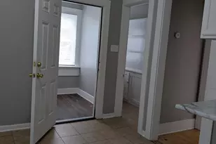 2545 N 21st St, Milwaukee, WI 53206 - Photo 17