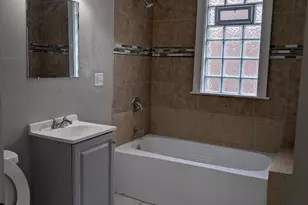 2545 N 21st St, Milwaukee, WI 53206 - Photo 15