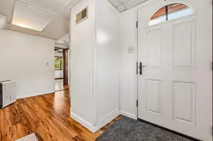 5576 Angle Ln, Greendale, WI 53129 - Photo 5